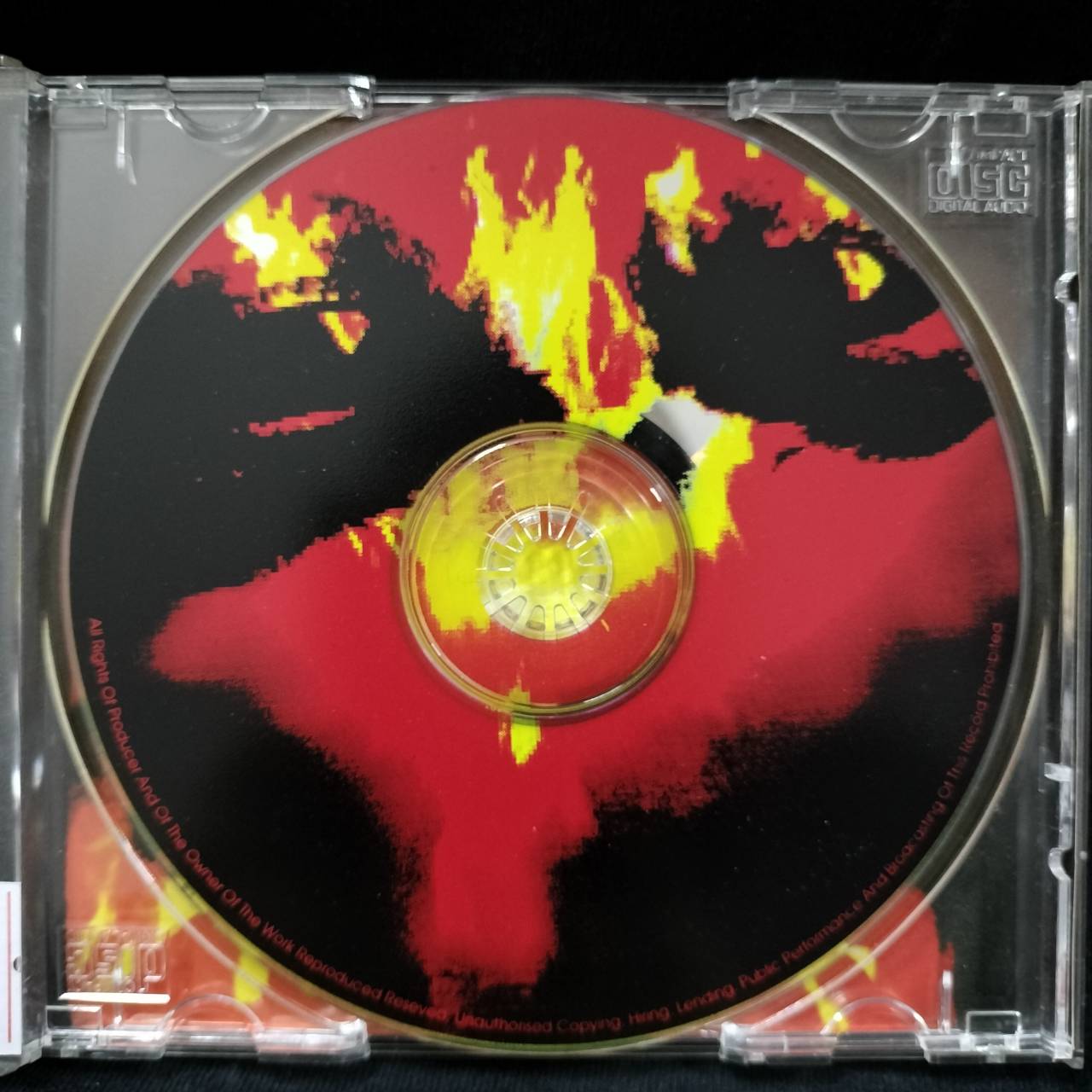 ธรรพ์ณธร ปาลกะวงศ์ ณ อยุธยา (อู๋) - TNT / มีรอยบ้าง