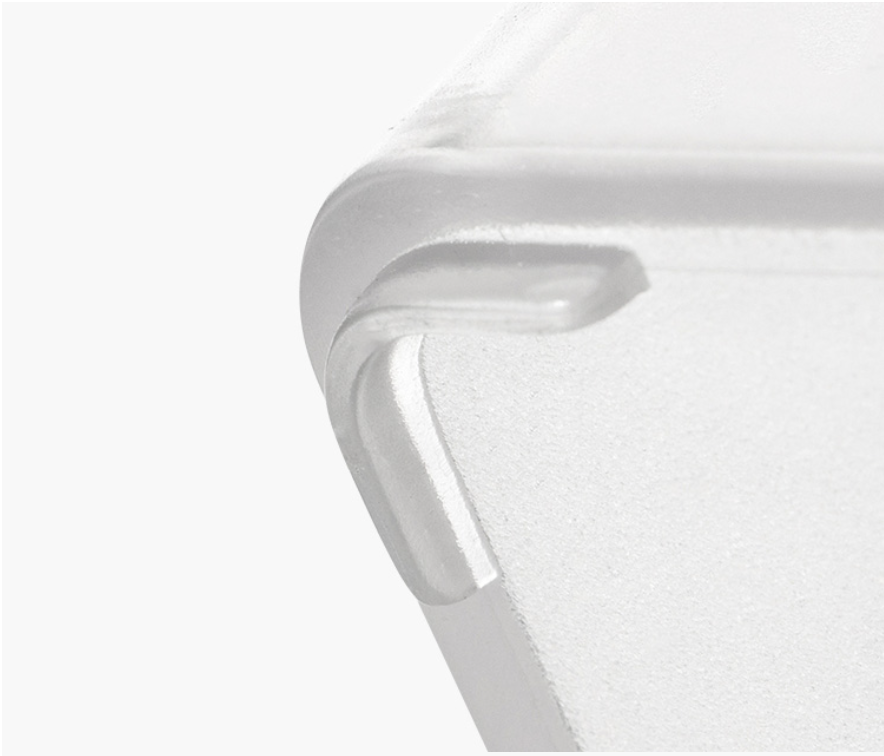 กล่องใส่หน้ากากอนามัย ตัวกล่องมีความแข็งแรงทนทาน โปร่งใส่ มีแผ่นกั้นสามารถแบ่งสัดส่วนได้ดี