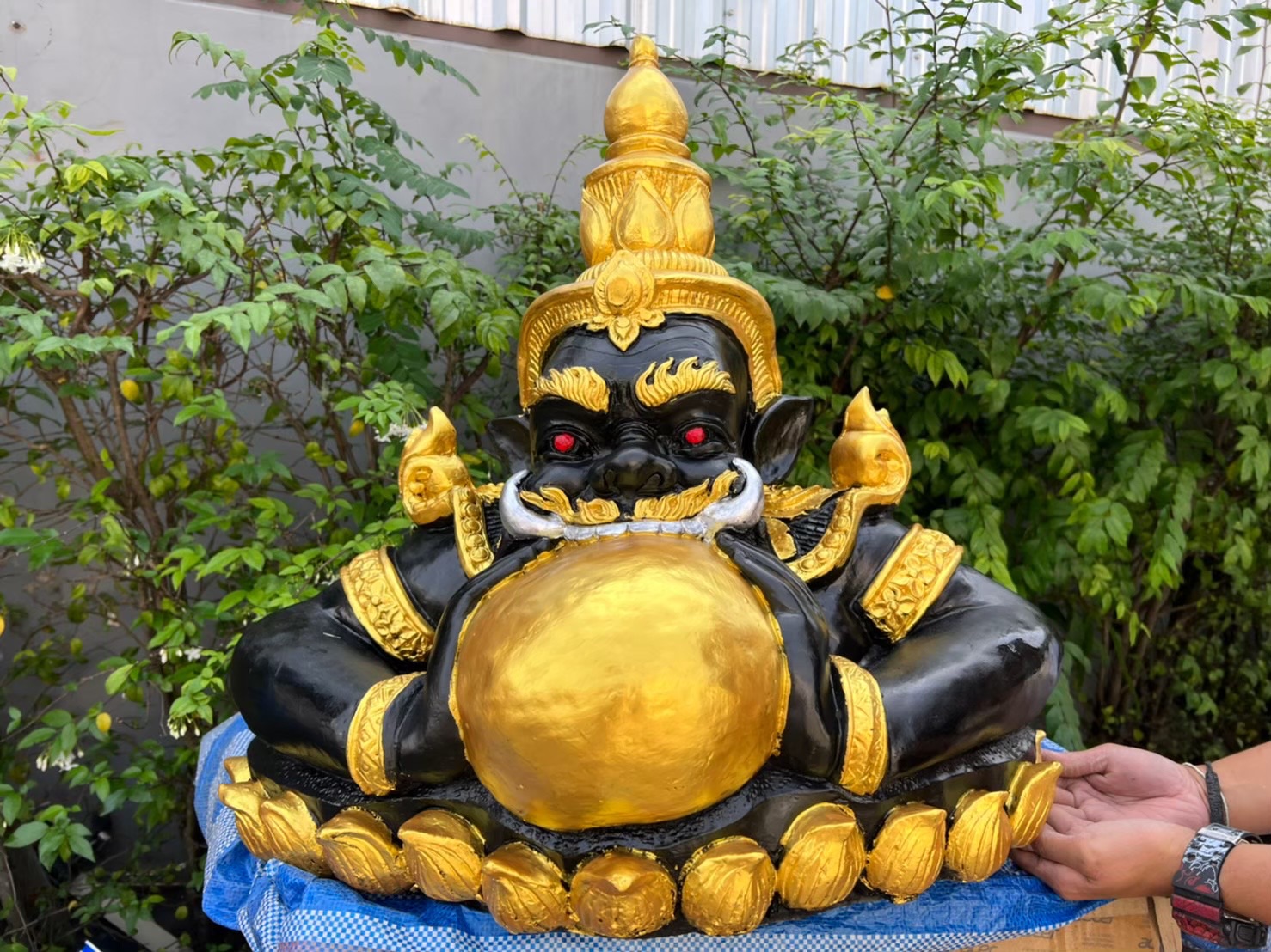 ราหู พระราหู ราหูอมจันทร์ กว้าง25นิ้ว องค์ใหญ่ สูง25นิ้ว