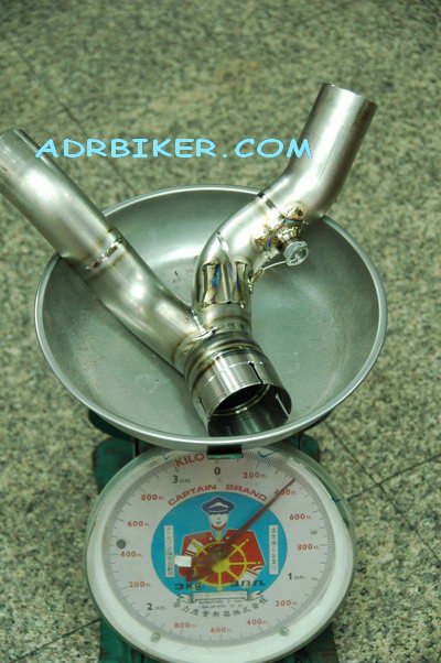 Y-Pipe ของ Akrapovic สำหรับ GSXR ตั้งแต่ปี 2007-2011