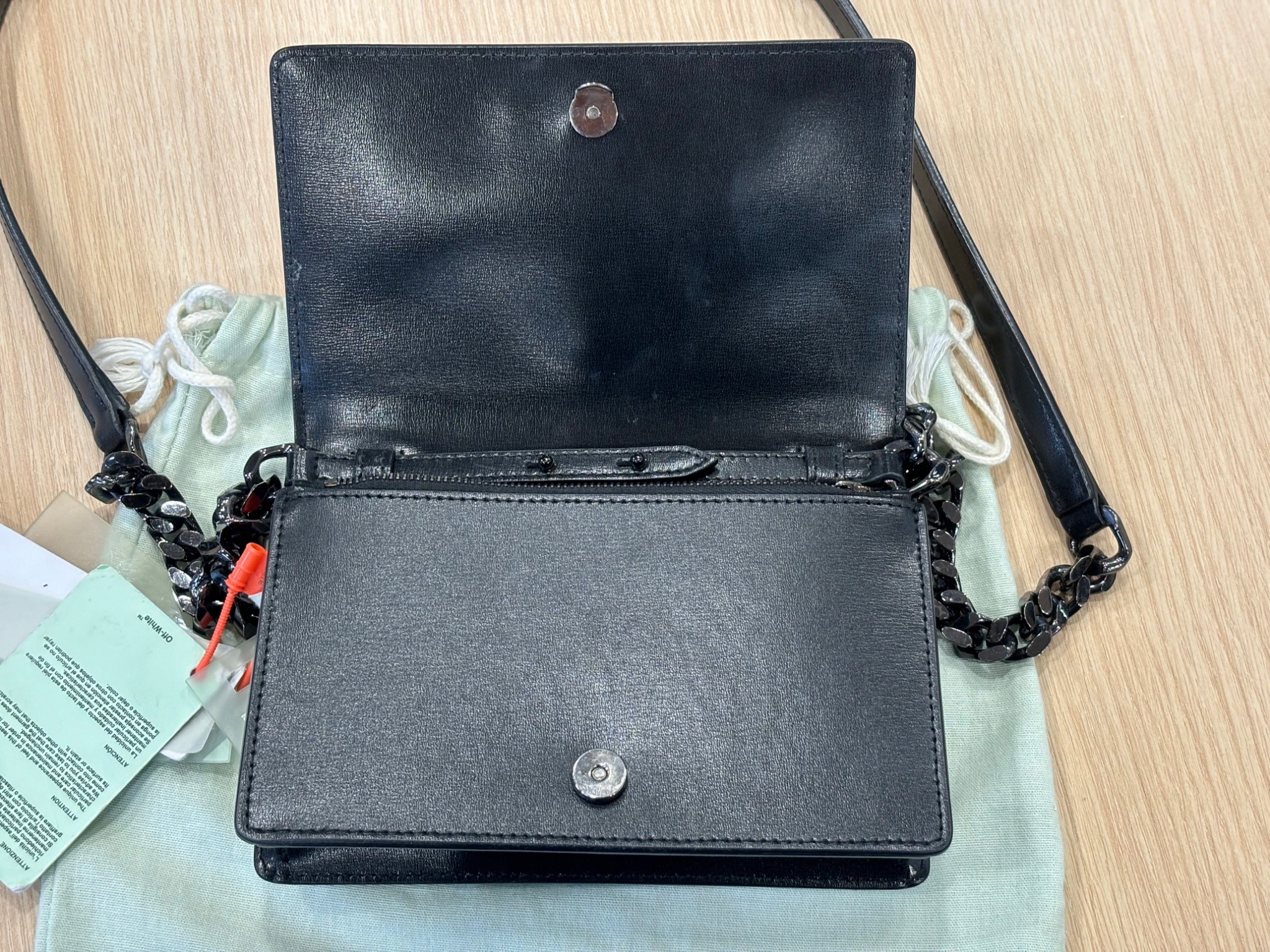 Off-White Twist Jitney 0.5 Black