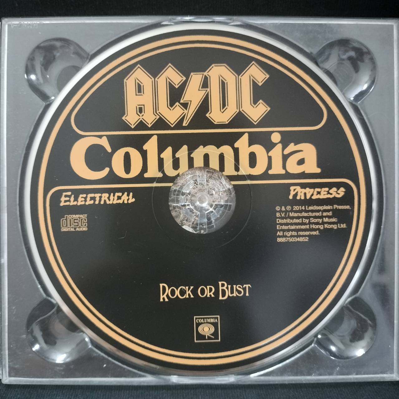 AC/DC – Rock Or Bust / HONGKONG / มีรอยบ้าง