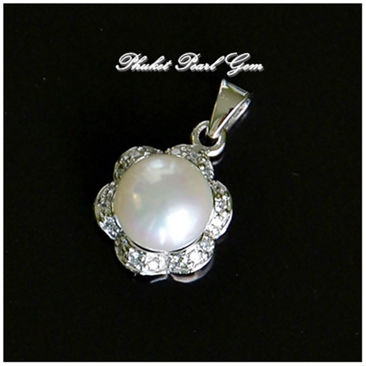 Sterling Silver White Pearl Flower Pendant