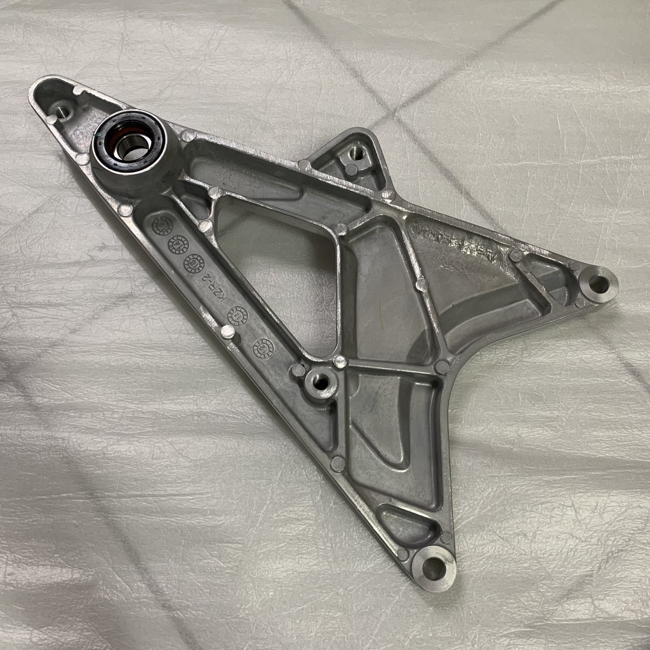 52100-KZR-600 ตะเกียบหลัง CLICK125i 2012 อะไหล่แท้ HONDA