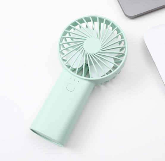 ชุดกระบอกน้ำ+พัดลมพกพา+ร่ม,ชุดของขวัญปีใหม่