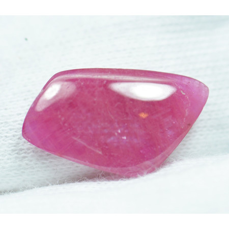 พลอยทับทิมแท้ (Ruby) 4.95 กะรัตสีแดงชมพู