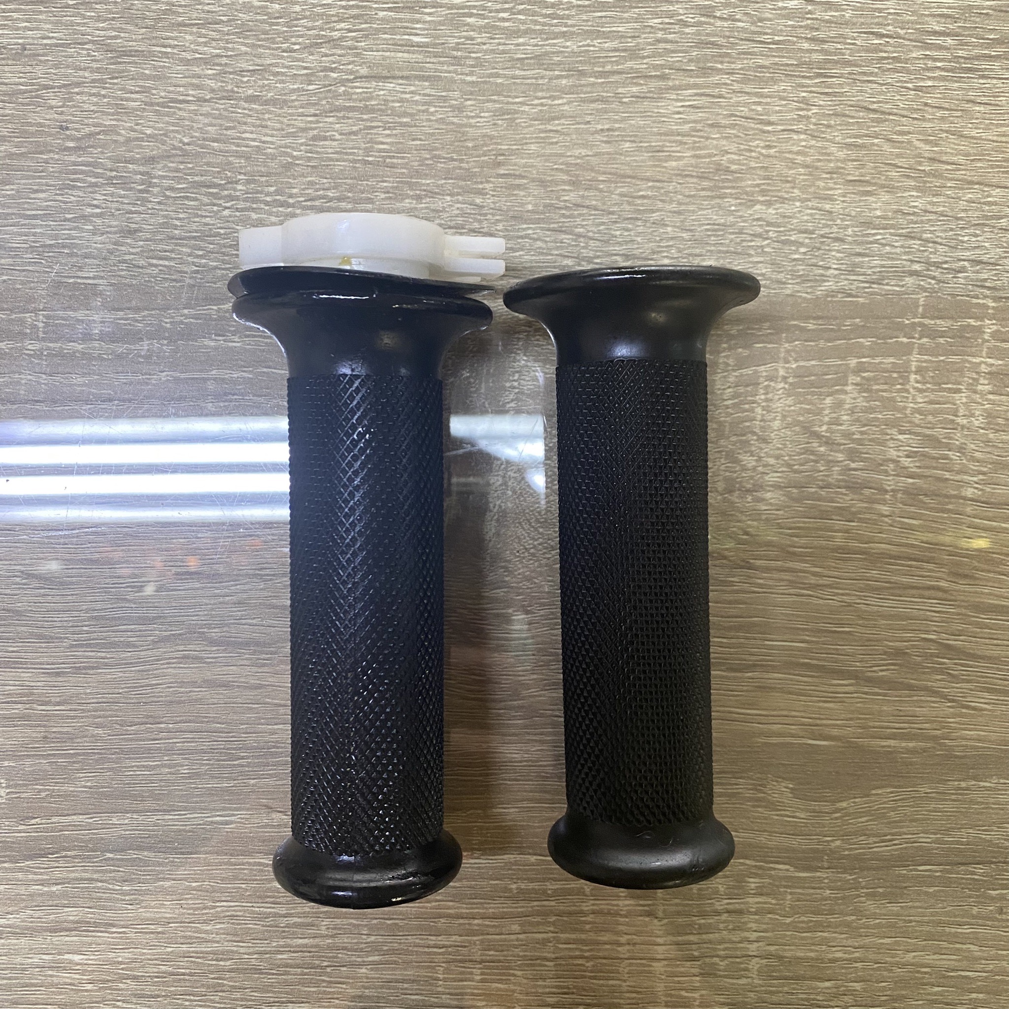 🛑อะไหล่เทียมเทียบแท้ PD000373 ปลอกแฮนด์ TZR 1 คู่ (3JF-F6240-00 , 2JK-F6241-00)