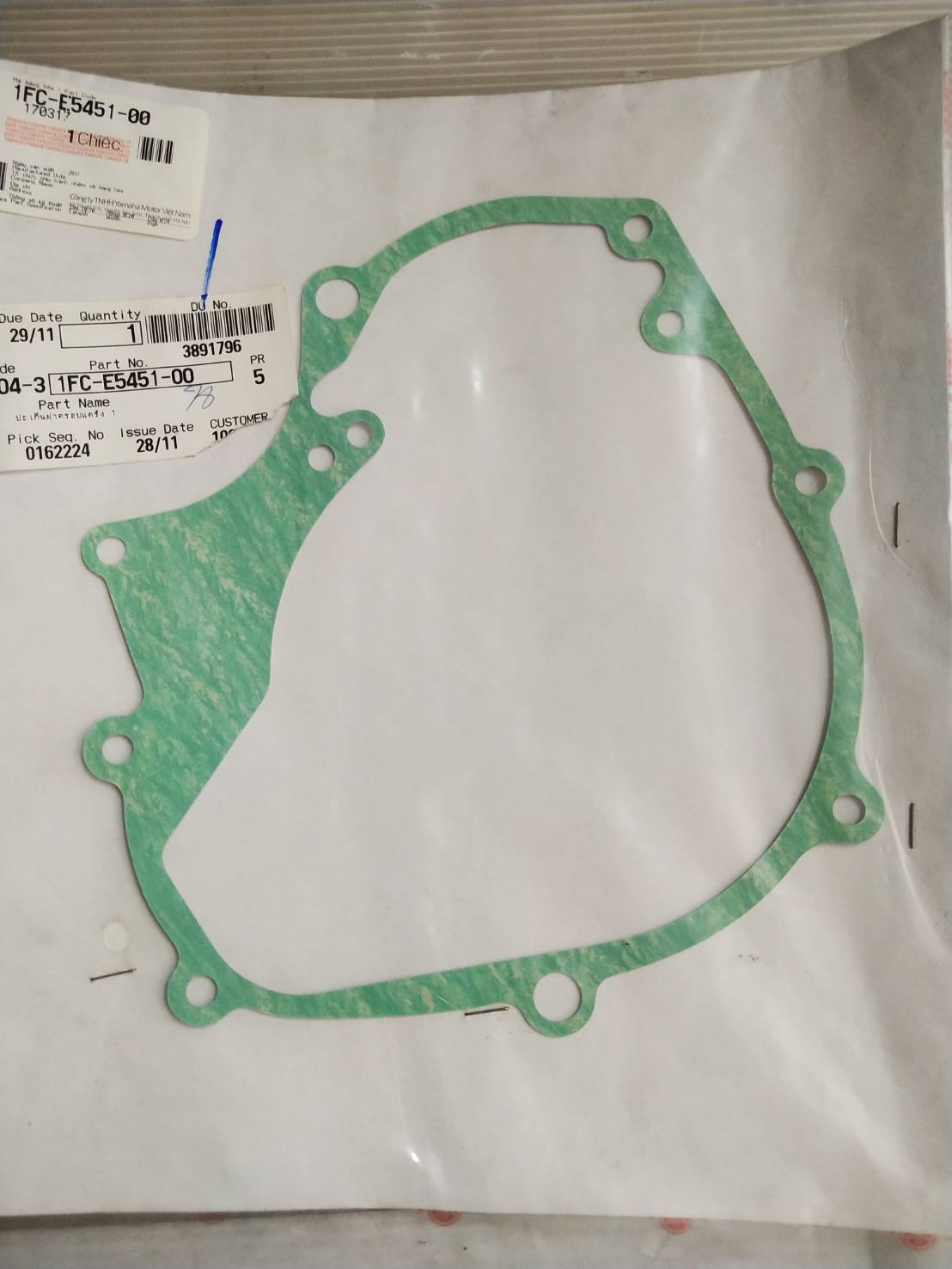 ปะเก็นฝาครอบแคร้ง 1 สำหรับรุ่น SPARK115i 2013 2014 2015 2016 อะไหล่แท้ YAMAHA 1FC-E5451-00 รหัสทดแทน 1FC-E5451-10