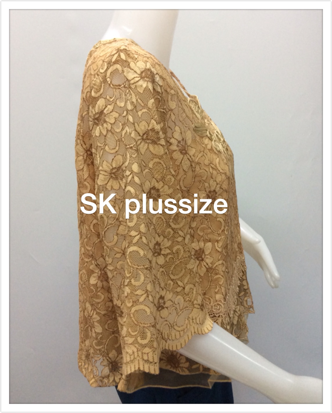 เสื้อลูกไม้ สีน้ำตาลทองทูโทน ชายระบาย รอบอก 34 นิ้ว