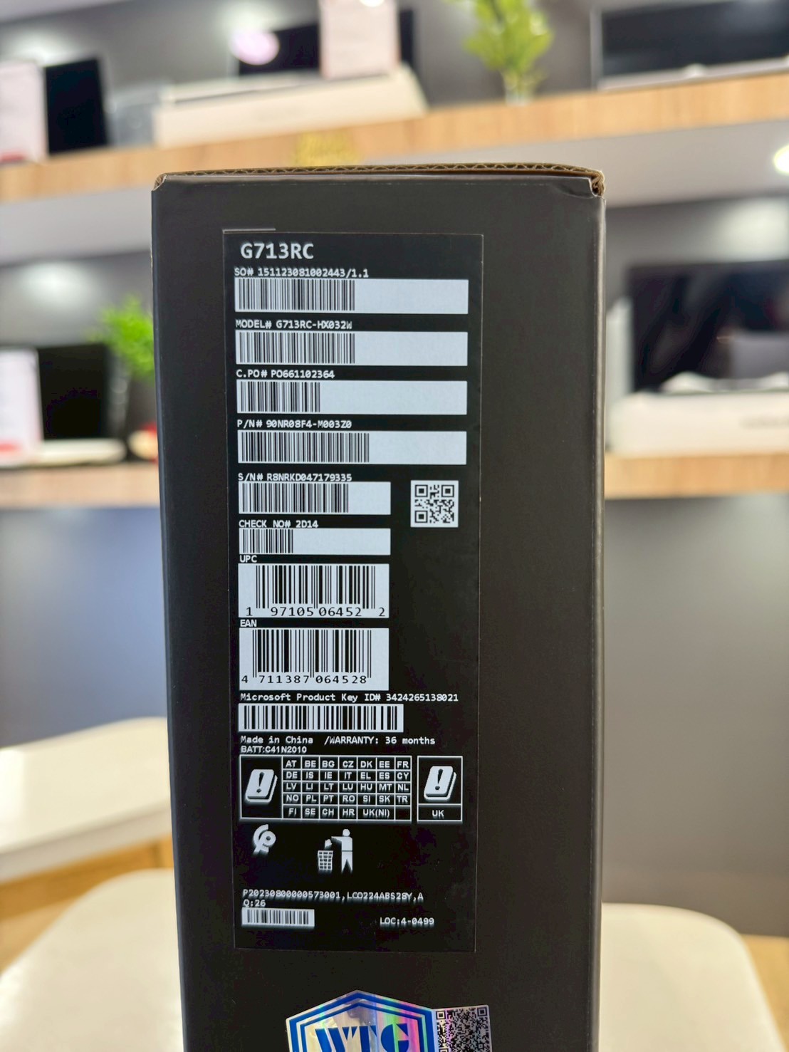 Asus ROG STRIX G17 G713RC-HX032W (ECLIPSE GRAY)