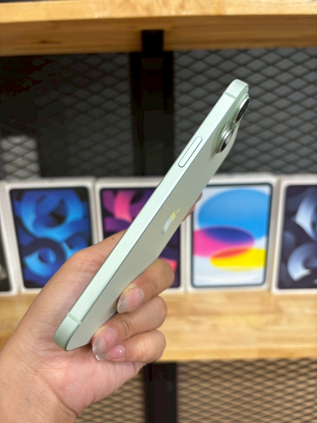 iPhone 15 Plus 128GB Green