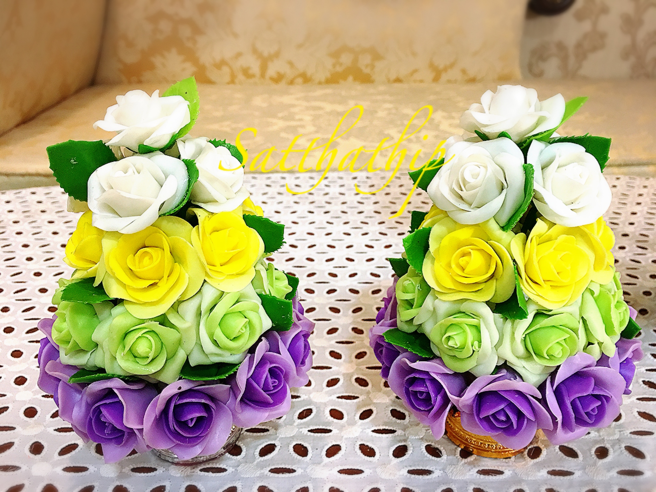 พานพุ่มดอกกุหลาบ - พานพุ่มดอกกุหลาบสีผสม ประดิษฐ์จากดิน - Rose Flower - Phan bush