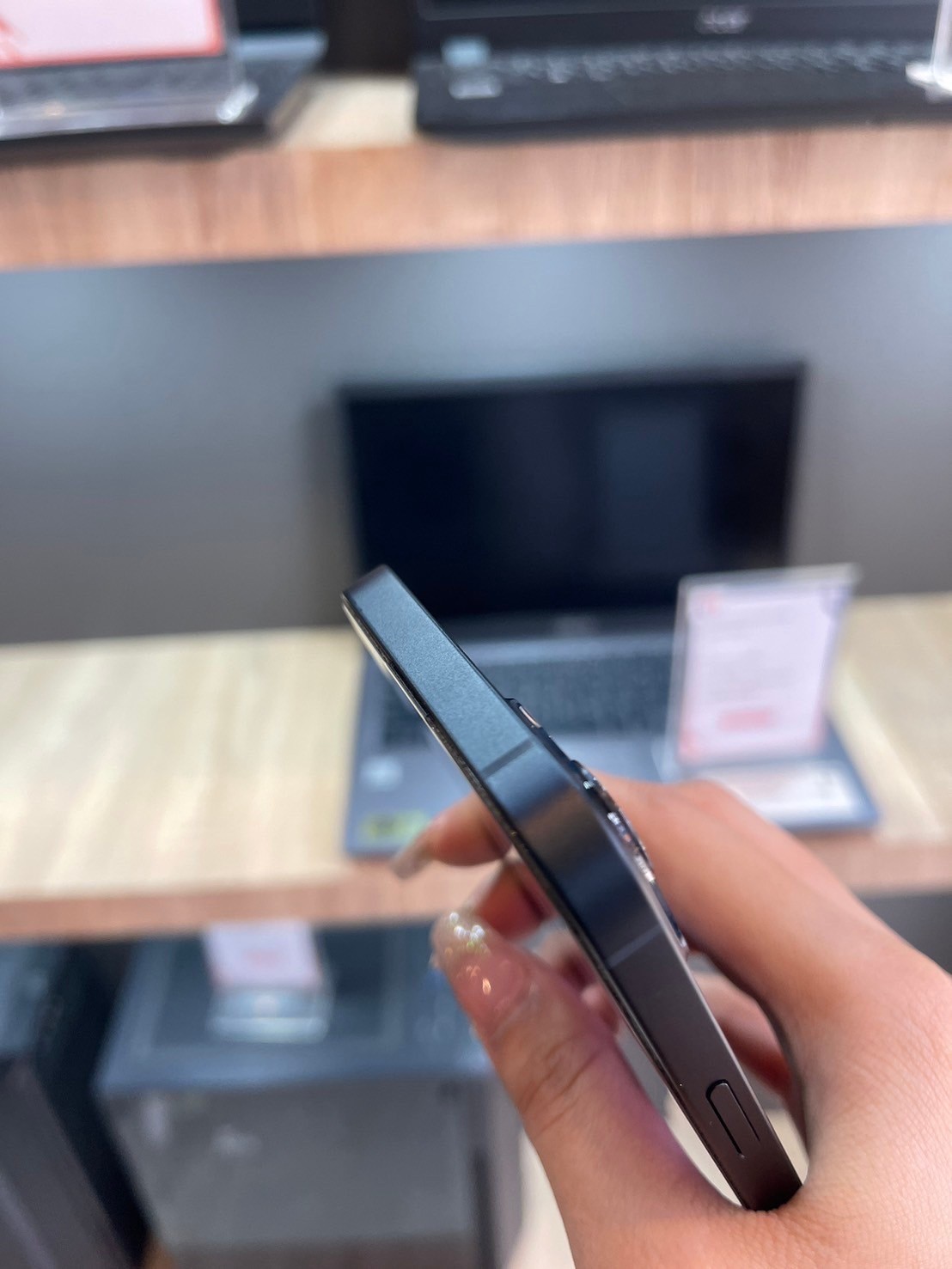 iPhone 13 128GB Midnight