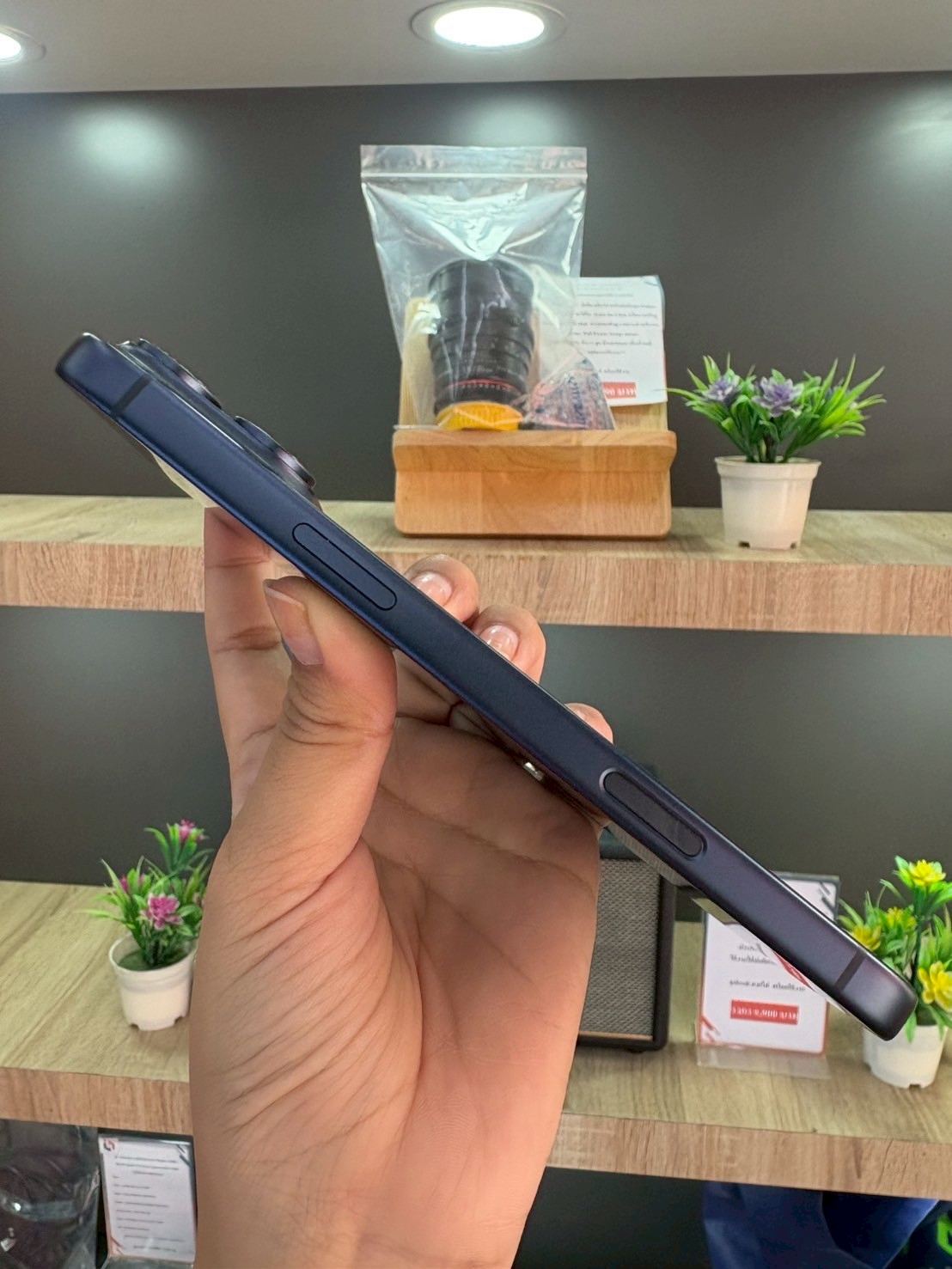 iPhone 17 Pro Max 512GB สี Deep Blue