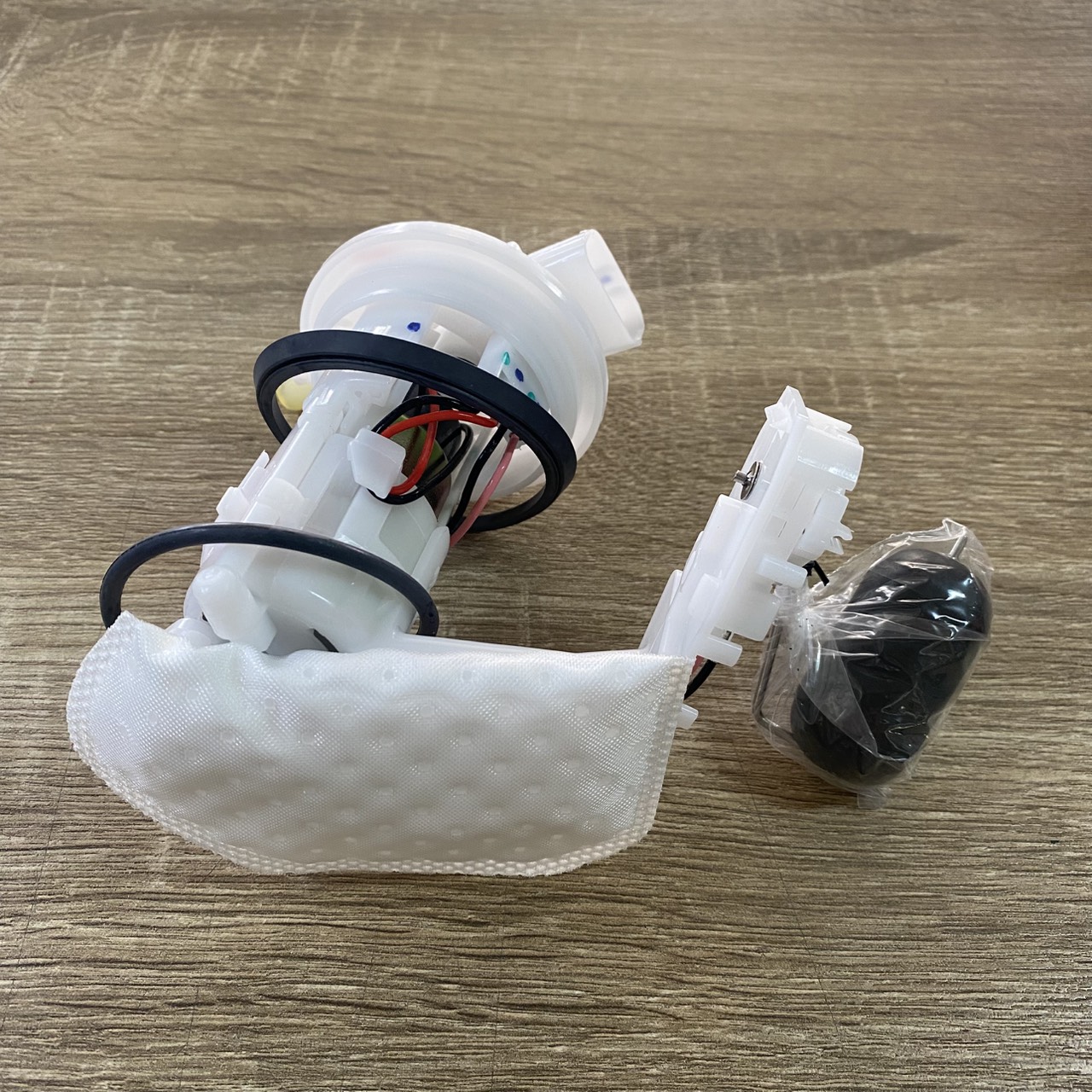 🛑อะไหล่เทียมเทียบแท้ PD000477 SE-ปั๊มน้ำมันเชื้อเพลิงWAVE 110i (2012-2013) 16700-KWW-641