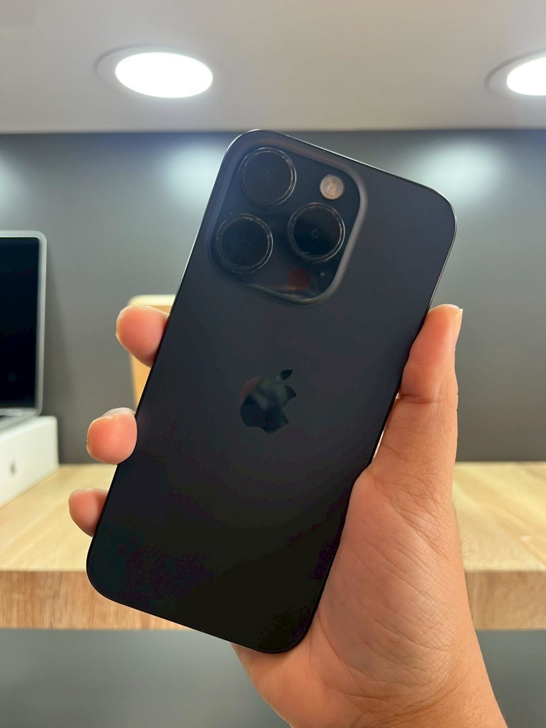 iPhone 15 Pro 128GB Blue Titanium