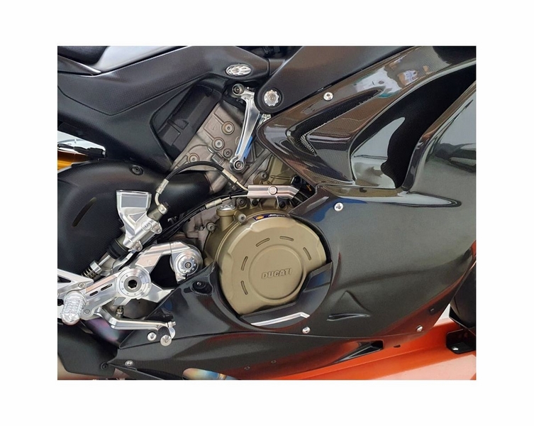 motocorse ตัวครอบสายเบรค สำหรับ Panigale V4