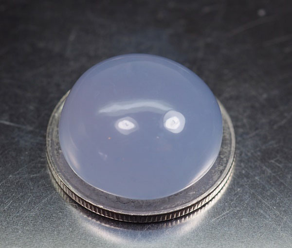 คาลซิโดนีสีลาเวนเดอร์ (Lavender ) 18.05 กะรัต