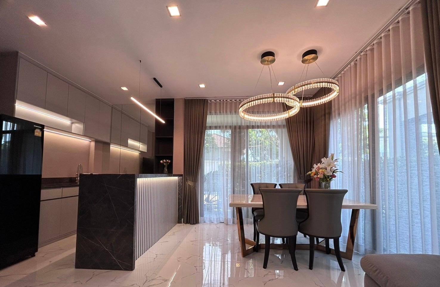 Bangkok Blue Lerwad Srinakarin-Bangna