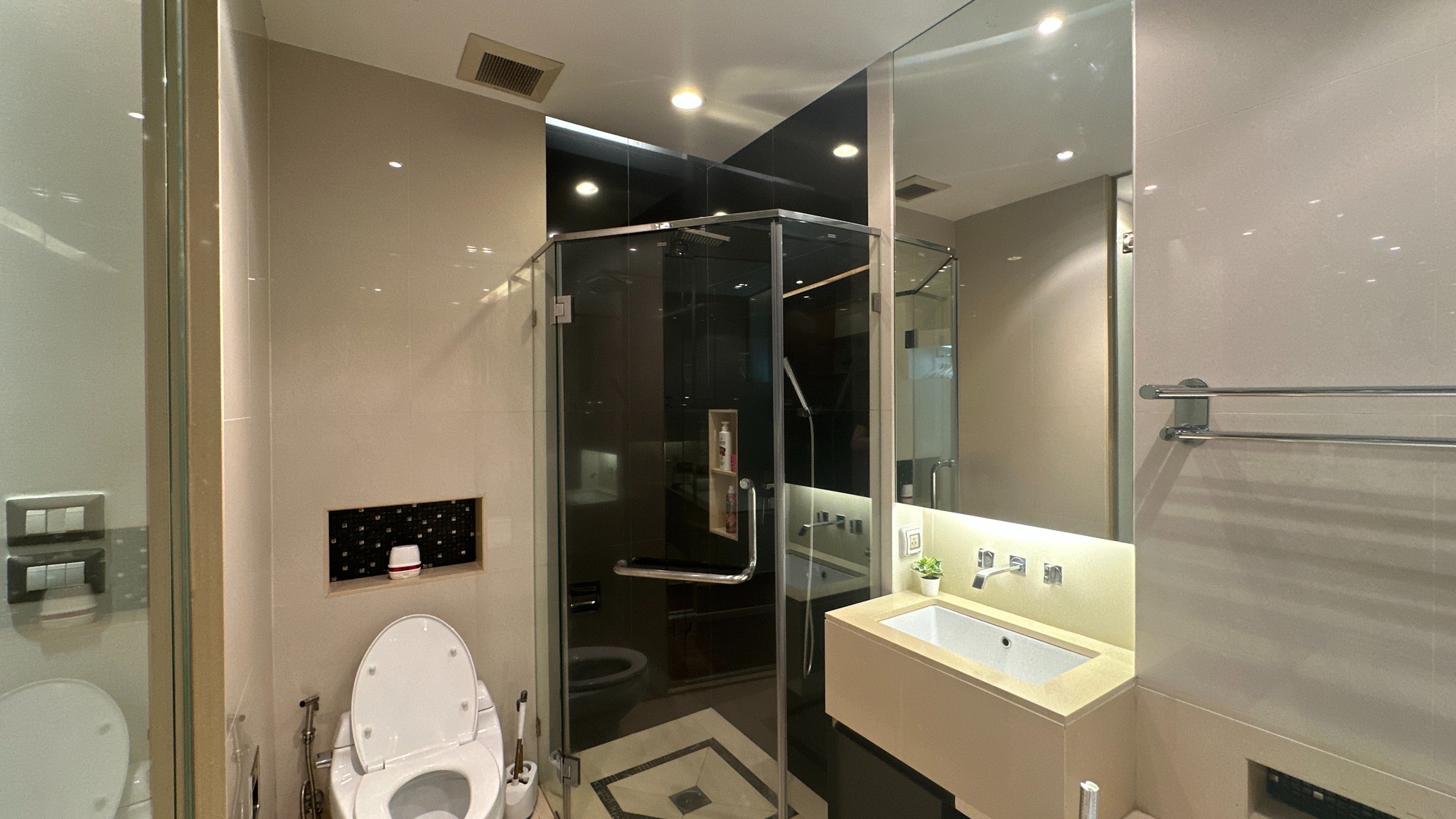 The Address Sukhumvit 28