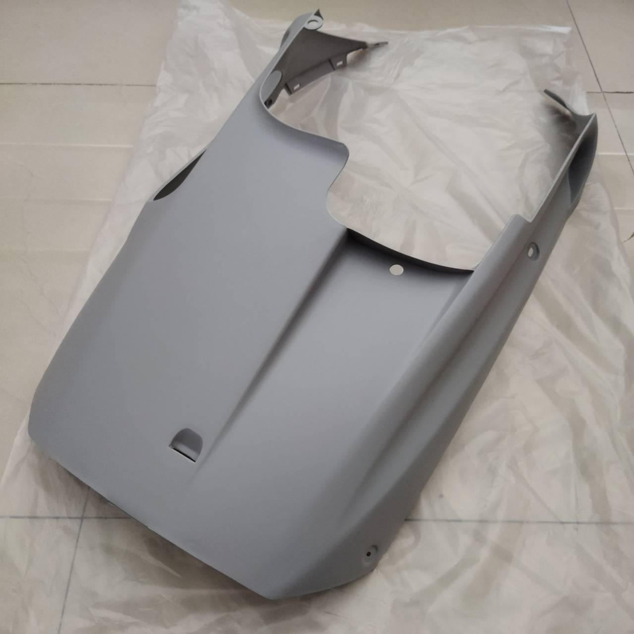 ฝาครอบใต้ท้องสีเทา สำหรับรุ่น MIO อะไหล่แท้ YAMAHA 5VV-F8385-11