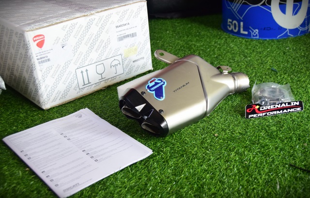 ท่อ Termignoni สลิปออน สำหรับ Multi V2 , 950, 1200enduro 1260enduro (For Exhibition only)