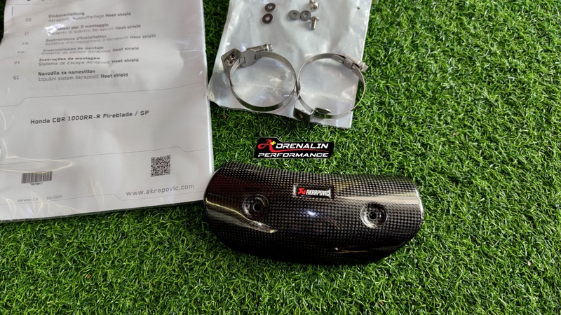 Akrapovic Slip-On WSBK trackday สำหรับ CBR1000RR-R 2021+ (For Exhibition only)