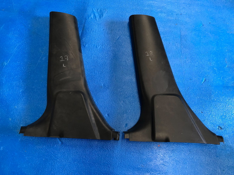 พลาสติกครอบเสารถยนต์