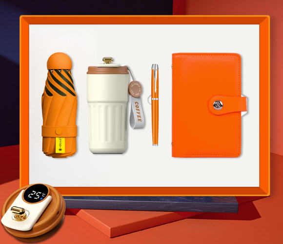 ชุดของขวัญปีใหม่,ชุดของขวัญของแจก,ชุดแก้วน้ำ+สมุดใส่นามบัตร,บัตรเครดิต+ปากกา+ร่ม,สกรีนโลโก้