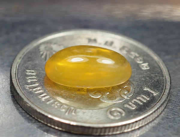 โอปอลสีเหลือง (Yellow Opal Mexico) 1.60 กะรัต