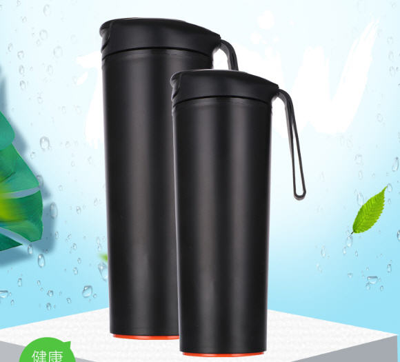 แก้วน้ำผลักไม่ล้ม,แก้วผลักไม่ล้ม