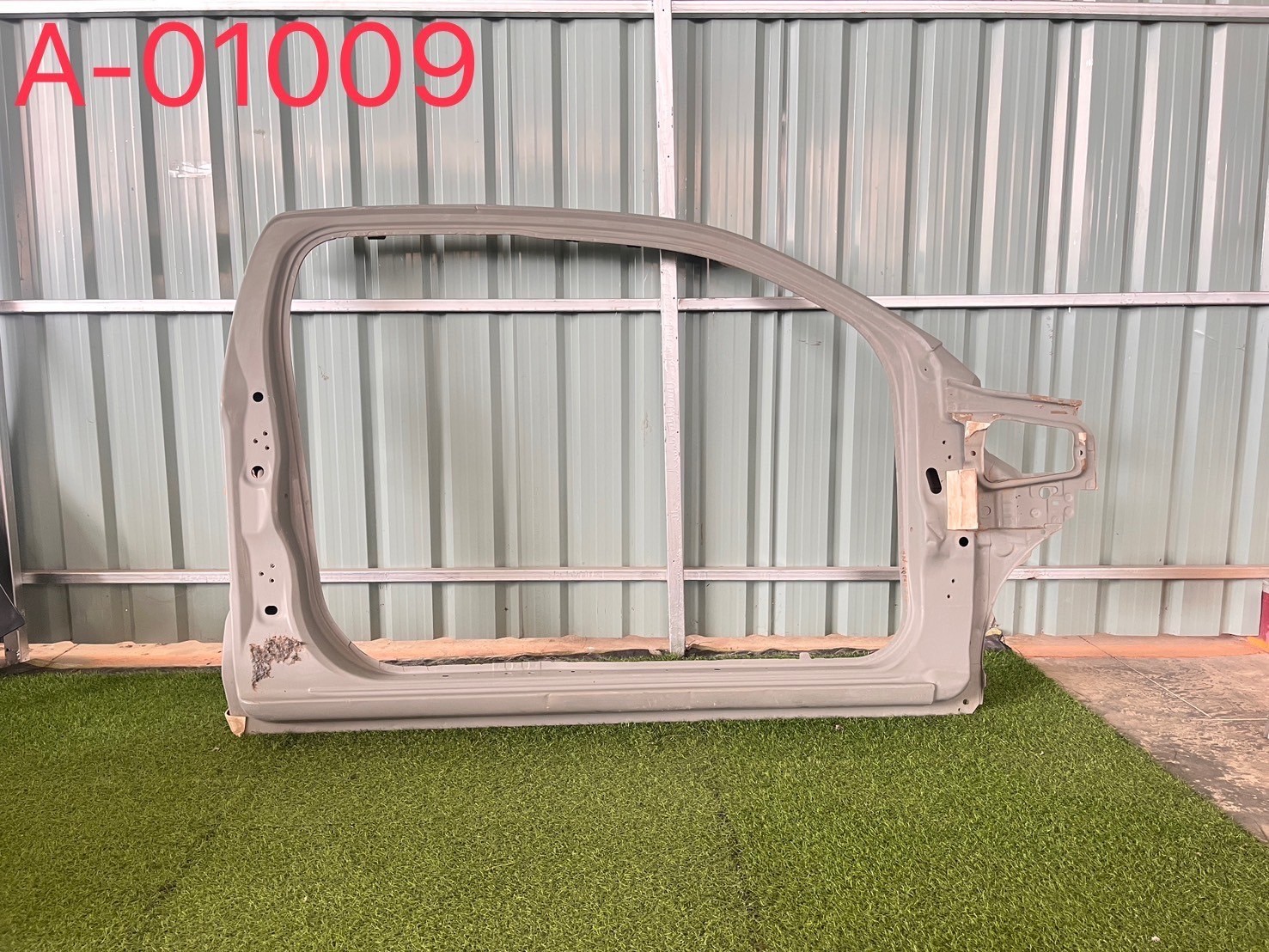 วงกบประตู R Isuzu D-max 2015-19 แค็ป ใหม่แท้