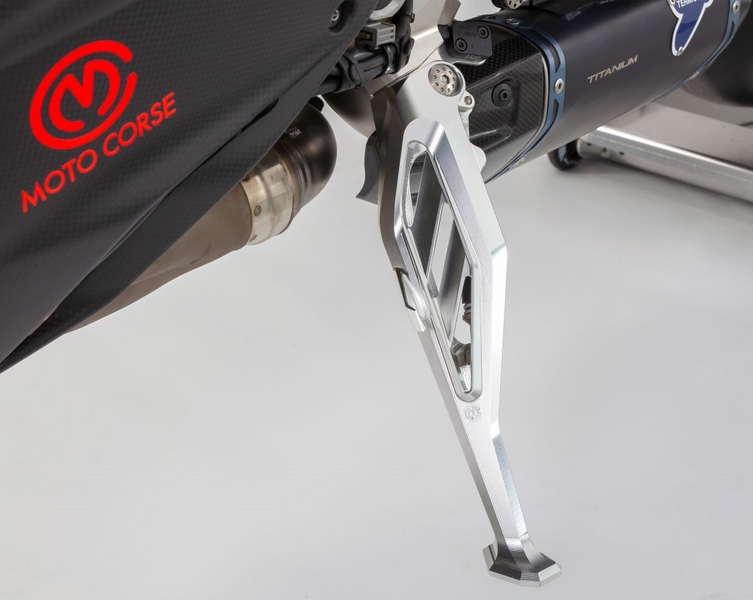 ขาตั้ง Motocorse สำหรับ street fighter V4