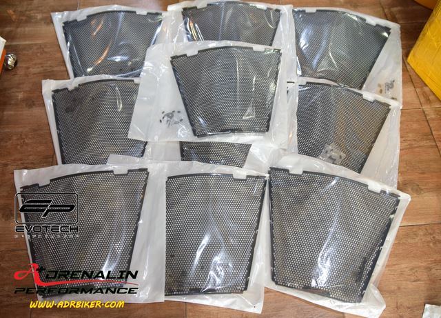 Evotech การ์ดหม้อน้ำ (Radiator guard) สำหรับ CBR1000 2017