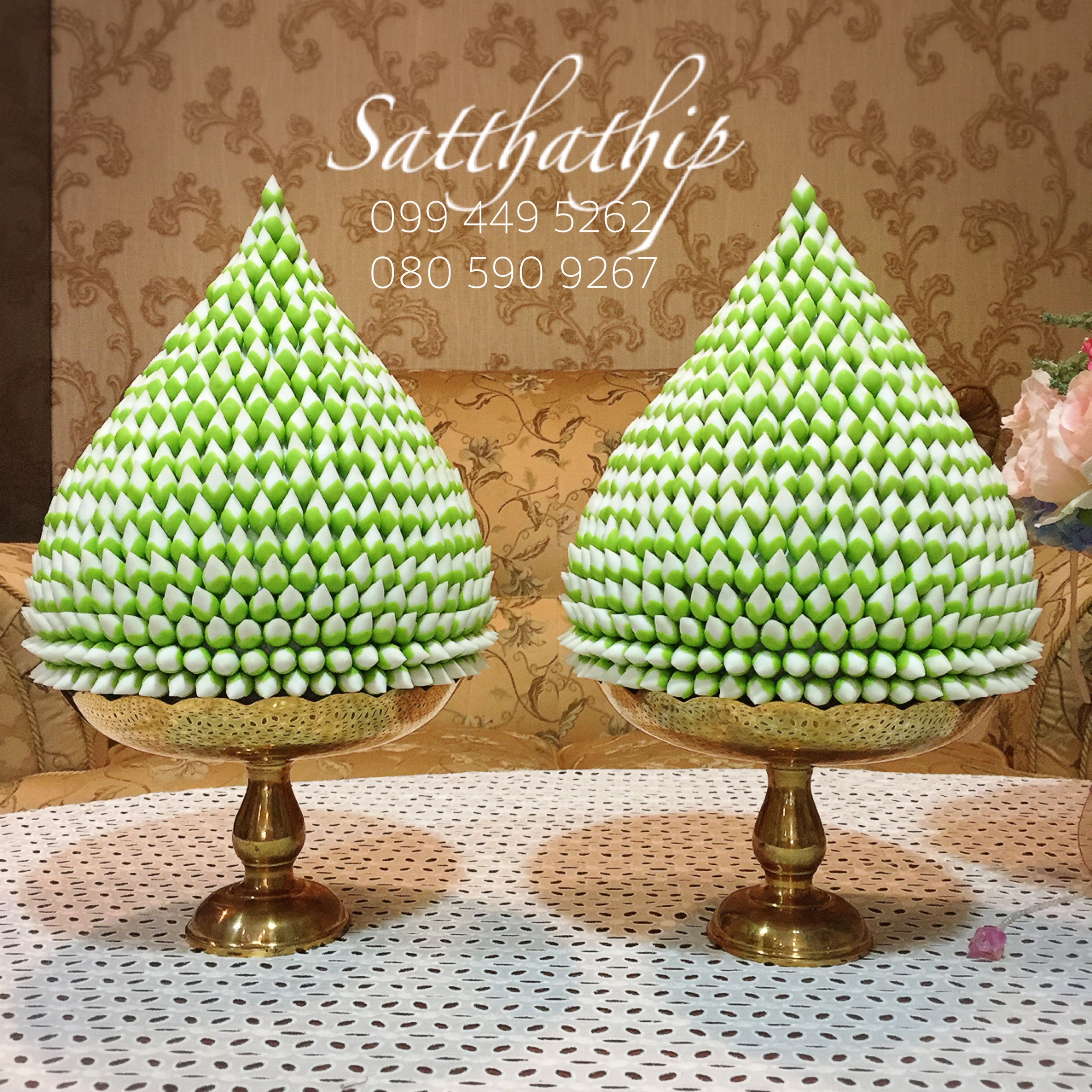 พานพุ่มดอกบัวประดิษฐ์ [9 นิ้ว 6,500 บาท/คู่]
