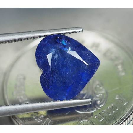 พลอยไพลิน (Blue Sapphire) 2.40 กะรัต