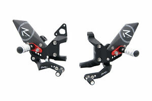 ชุดเกียร์ Lightech ( Adjustable Rearsets) สำหรับ Panigale V4