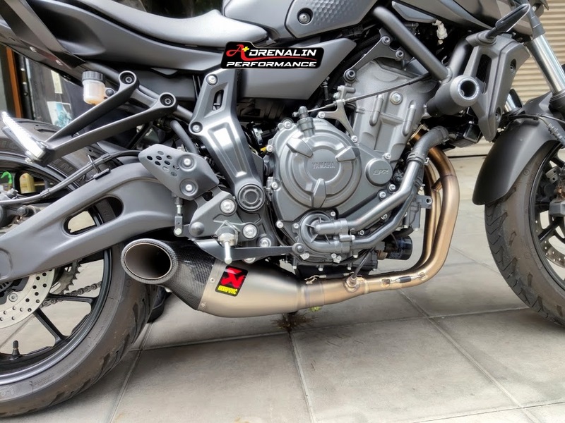 ท่อ Akrapovic Full (Titanium+carbon) สำหรับ MT-07 (For Exhibition only)
