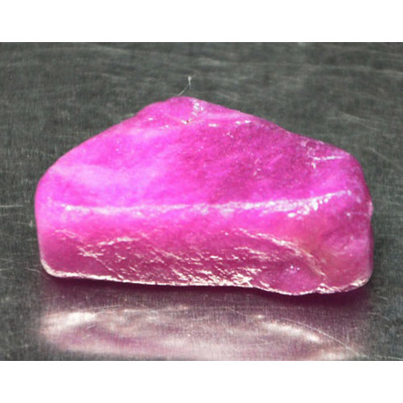 พลอยก้อนทับทิม (Ruby) 20.35 กะรัต