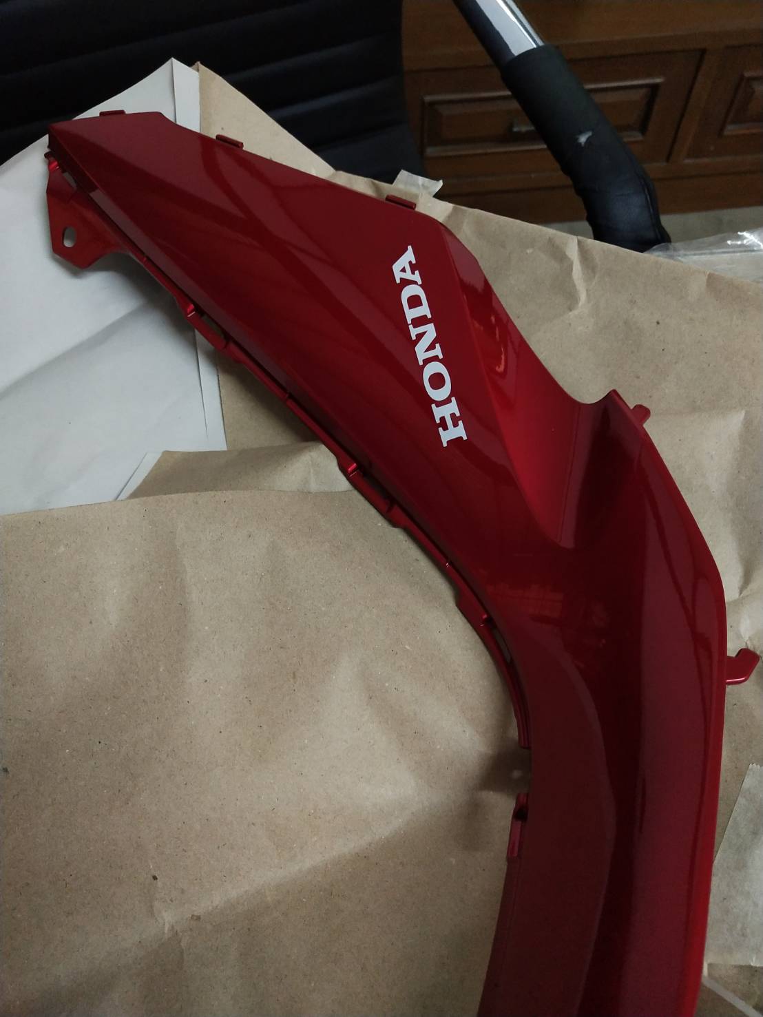 64350-K58-TL0ZB ชุดฝาครอบตัวกลางด้านขวา WAVE110I 2019-2020 อะไหล่แท้ HONDA