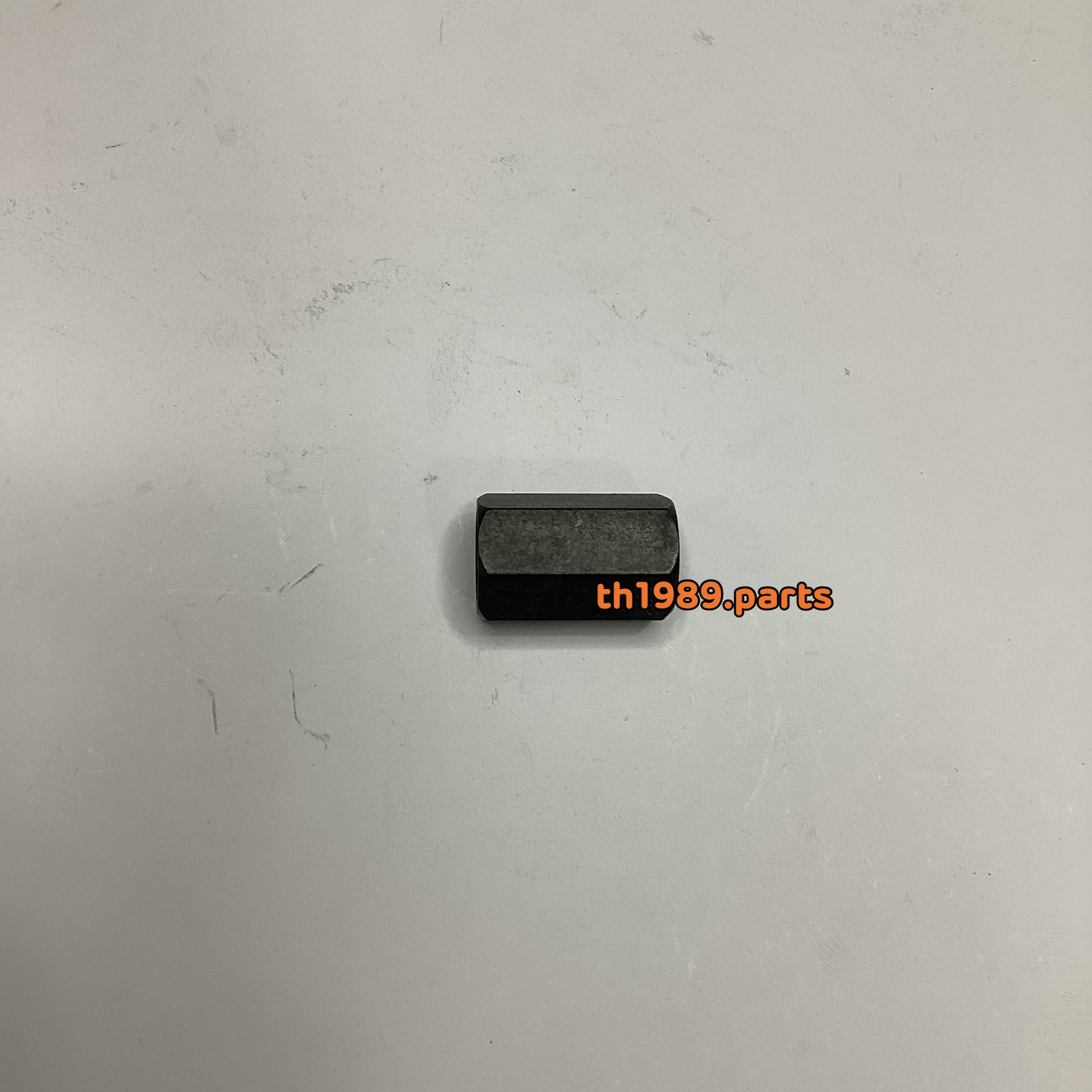 90314-KFM-900 น๊อตล๊อค WAVE110i , WAVE125S, Click, Wave125i (2005) อะไหล่แท้ HONDA