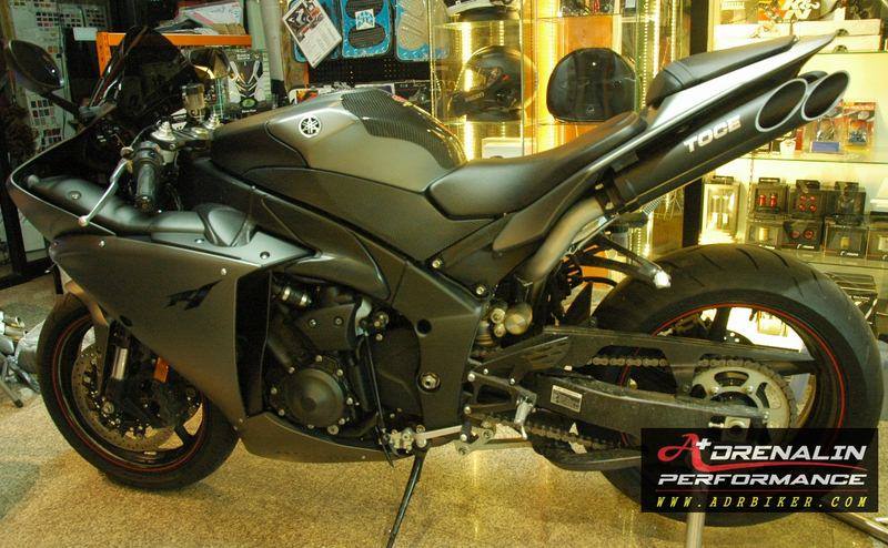 ท่อ TOCE Slip-on สำหรับ R1 ปี 09-14 (For Exhibition only)