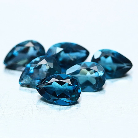 พลอยโทแพซสีลอนดอน (London Topaz) 4.80 กะรัต 10 ชิ้น