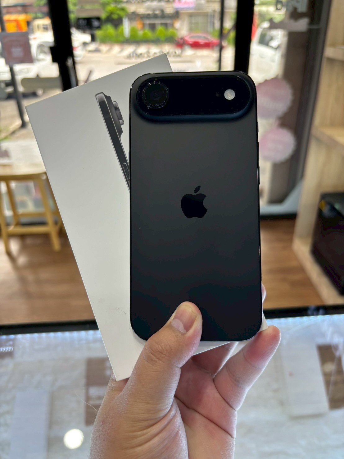 iPhone Air 256GB Space Black