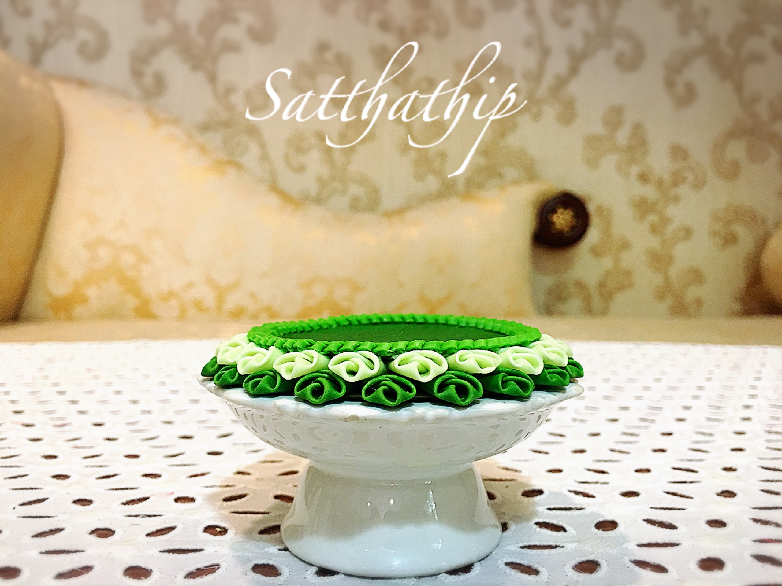 ชุดถาดใบตอง ประดิษฐ์จากดิน พร้อมพานเซรามิก - พานใบตอง - Tray