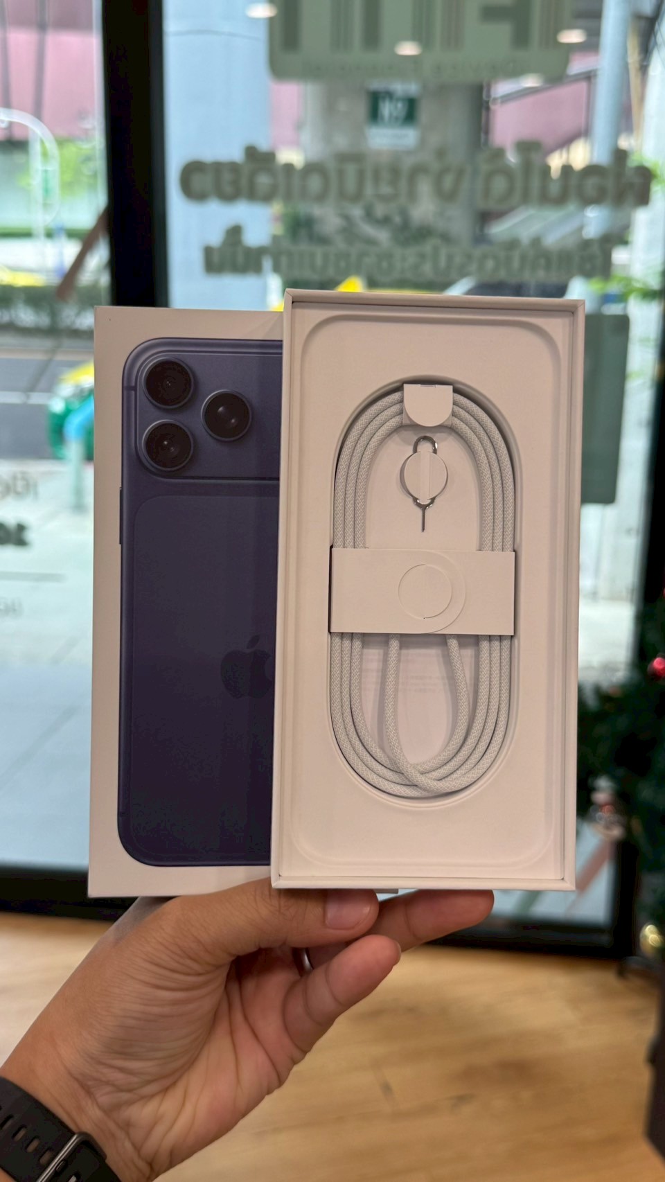 iPhone 17 Pro Max 512GB Deep Blue (มือ1)