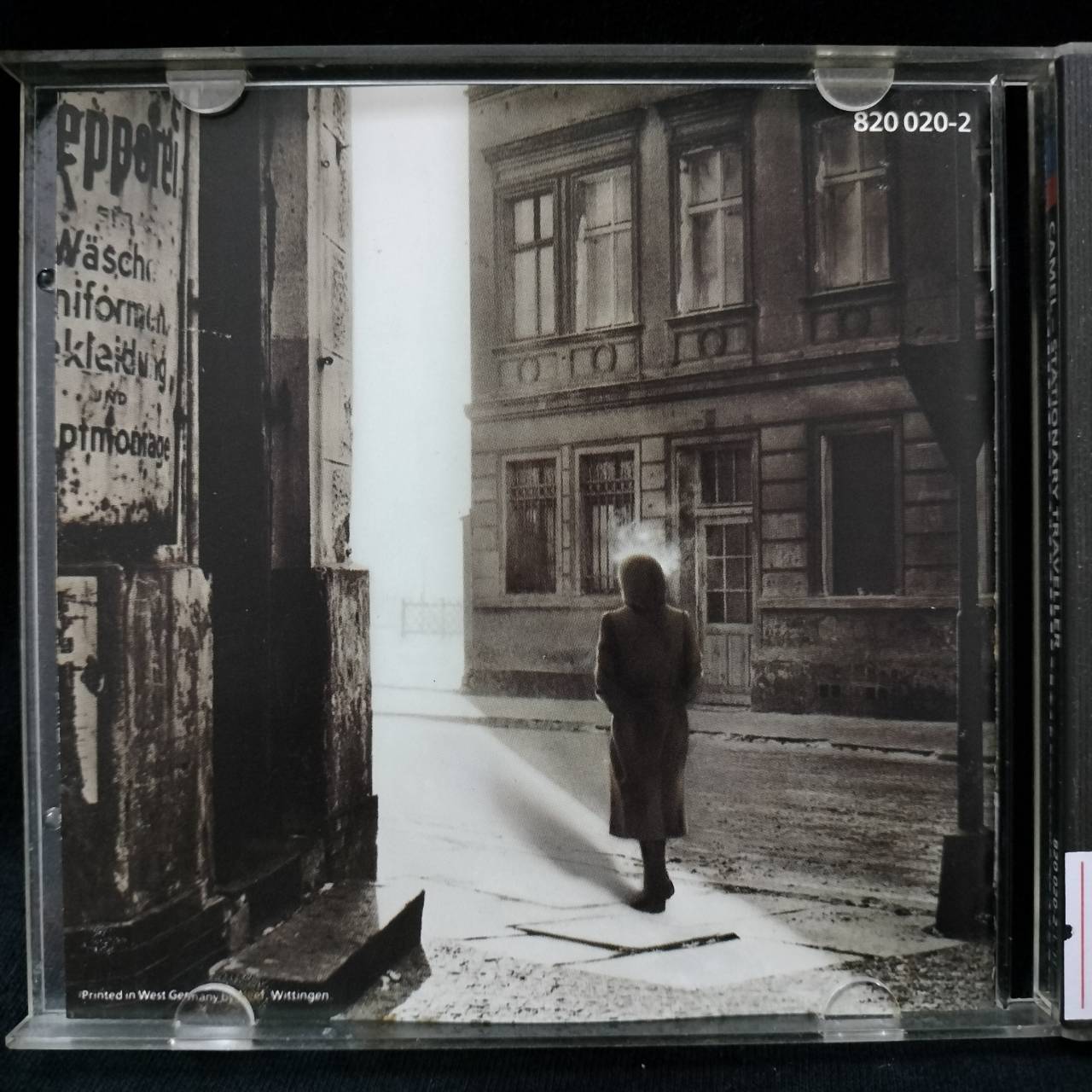 Camel – Stationary Traveller / GERMANY / ทะลุขอบ(ไม่โดนเนื้อแผ่น) / แผ่นดี