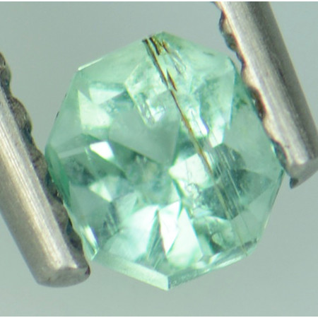 พลอยมรกตดิบ (Emerald) 0.22 กะรัต No oil