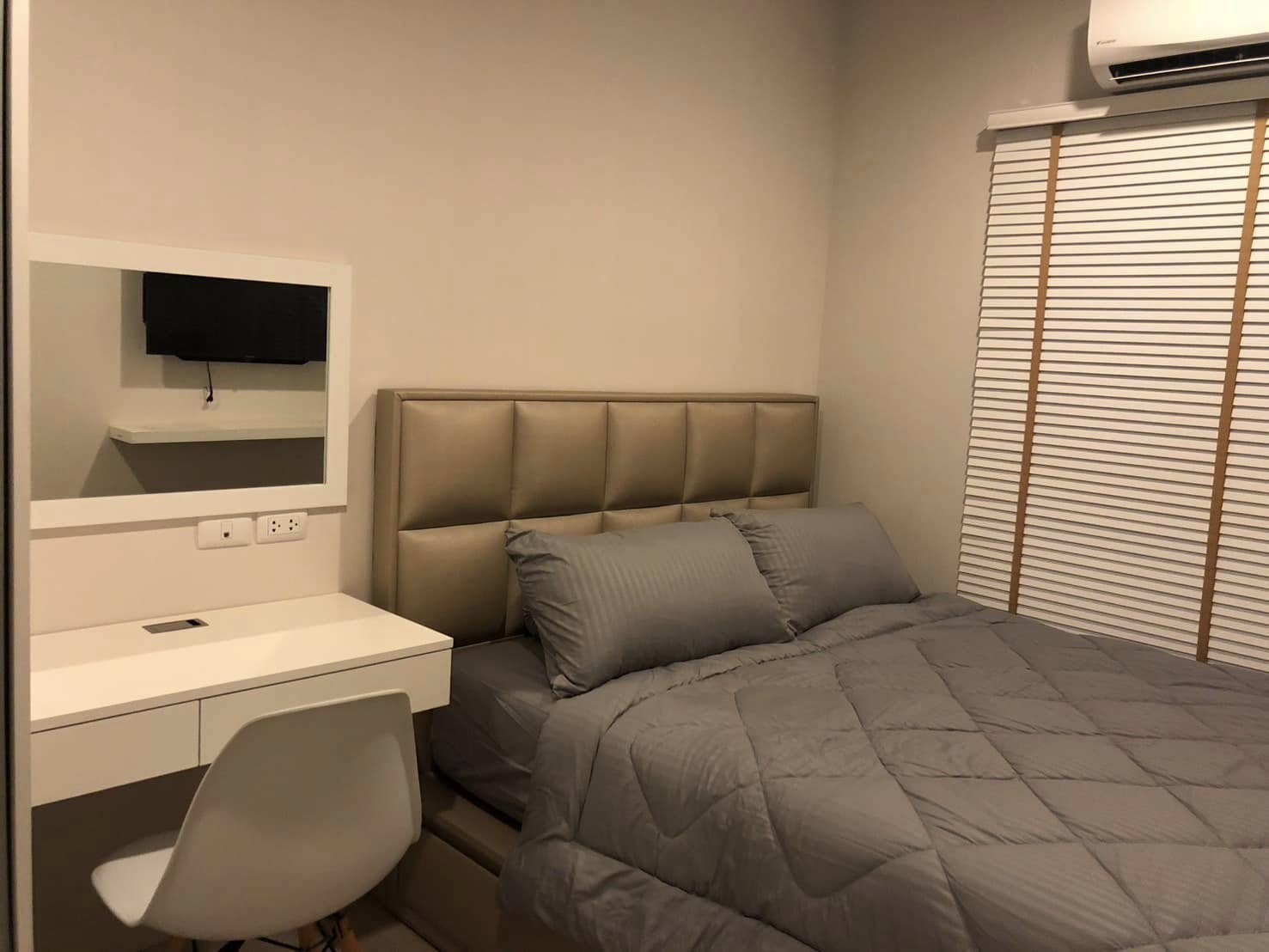 Plum condo central station