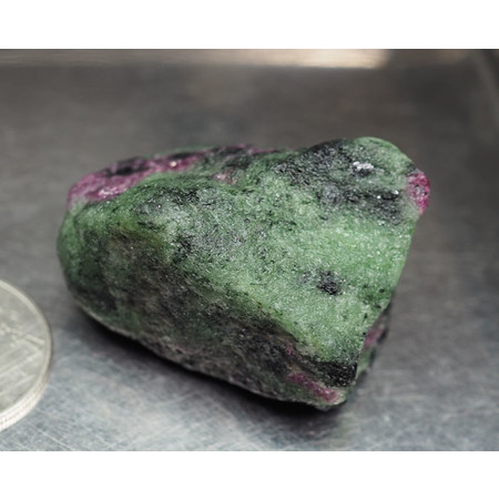 พลอยทับทิมซอยไซต์ (Ruby in Zoisite ) 198.50 กะรัต